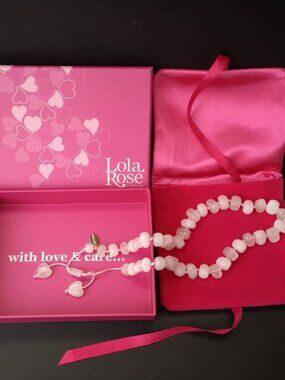 NIB Lola Rose London Women's White Semi Precious Stone Necklace w/ Velvet Pouch